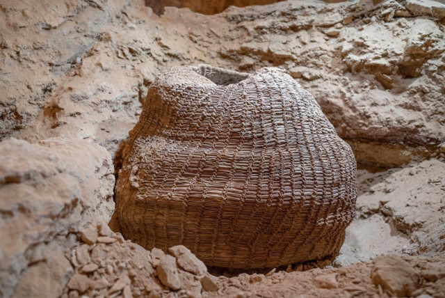 QumranMandjie