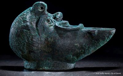 Skaars bronsolielamp in Jerusalem ontdek