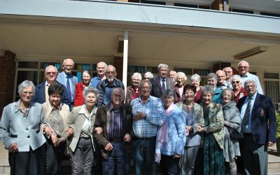 Die Eendrachtkring verkeer gesellig saam