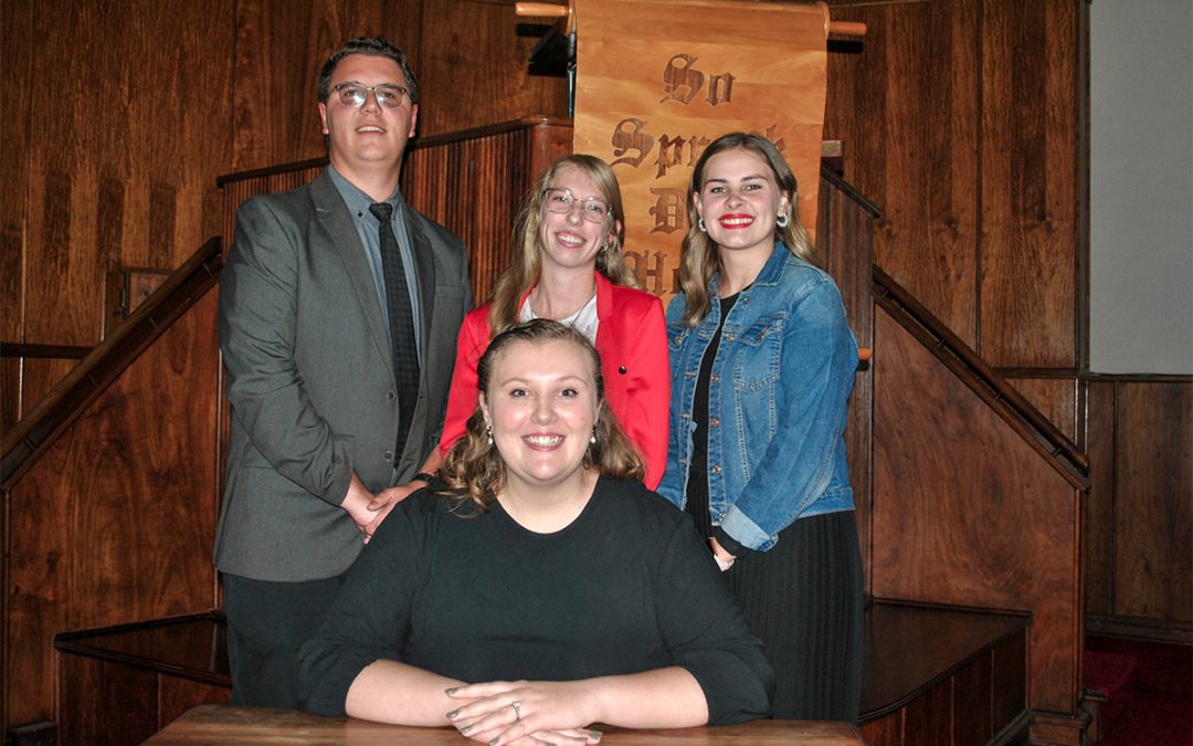 Van der Hoff verkies nuwe bestuur